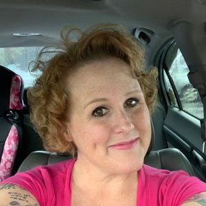 Meet your Posher, Suzanne